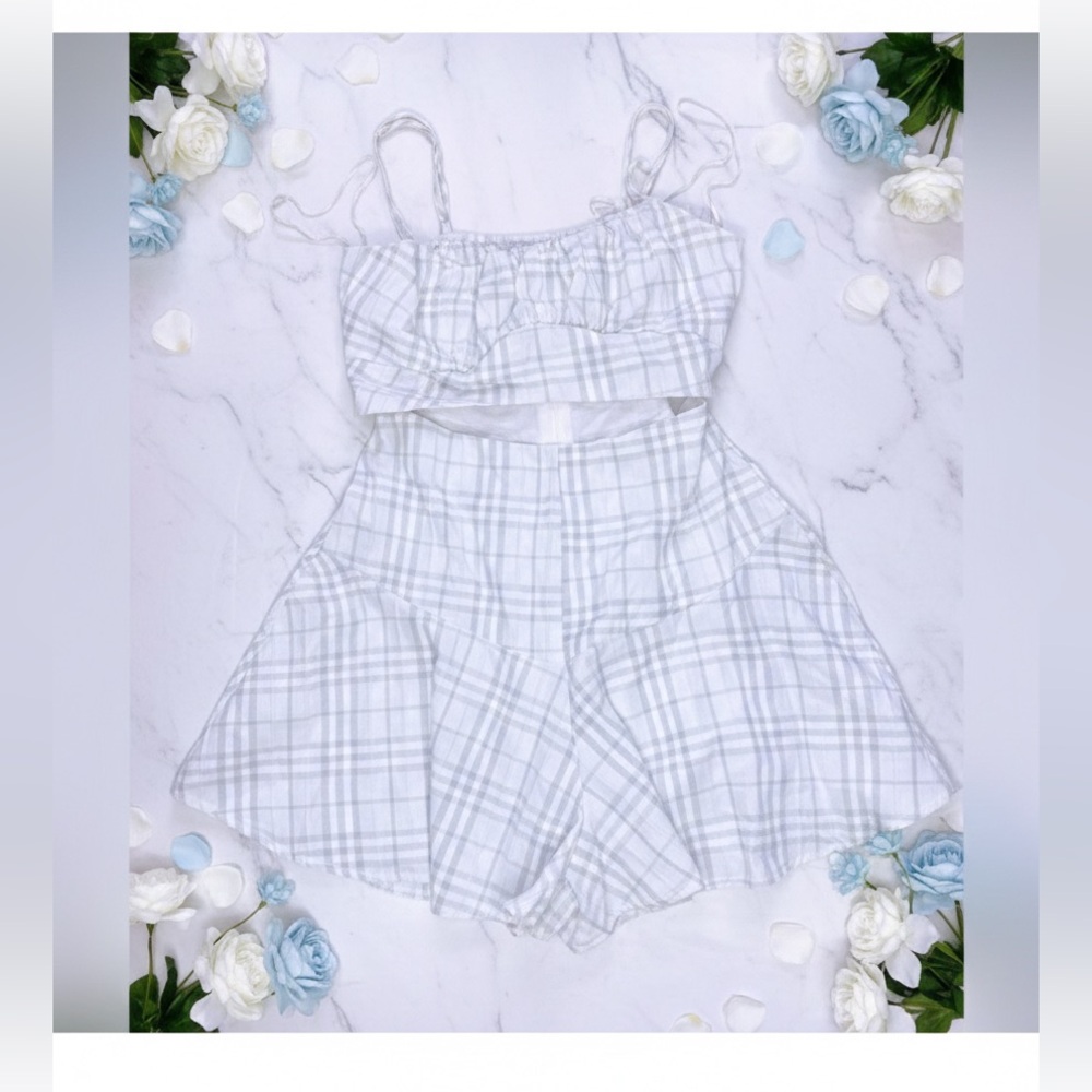 HYFVE Women’s Green Gingham Summer Romper - Picture 1 of 9